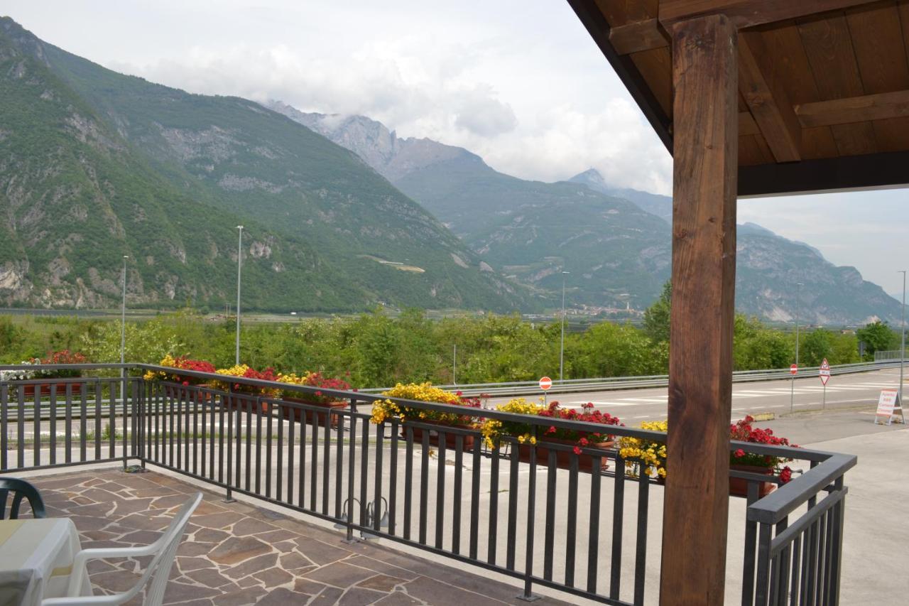 Garni Anna Hotel Besenello Bagian luar foto